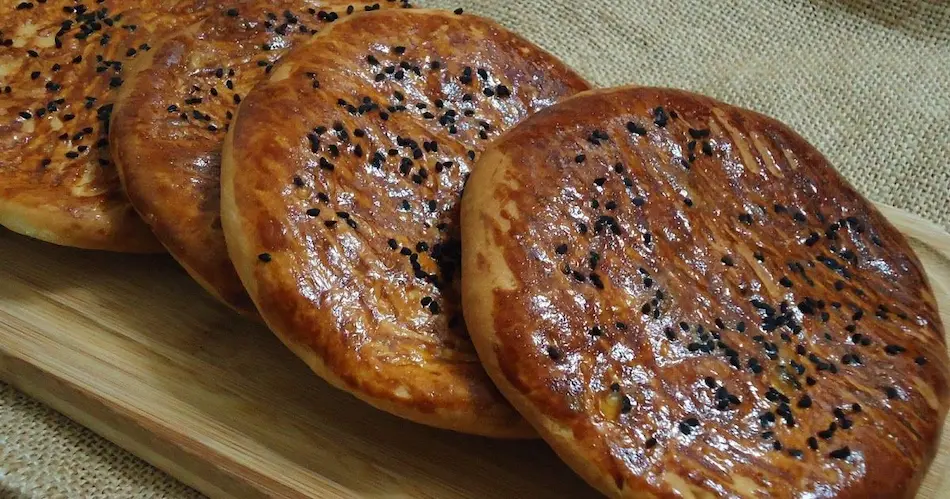 Van Küçük Yıldız Çöreği – geleneksel taş fırında pişen tereyağlı yöresel lezzet - vandangelsin.com